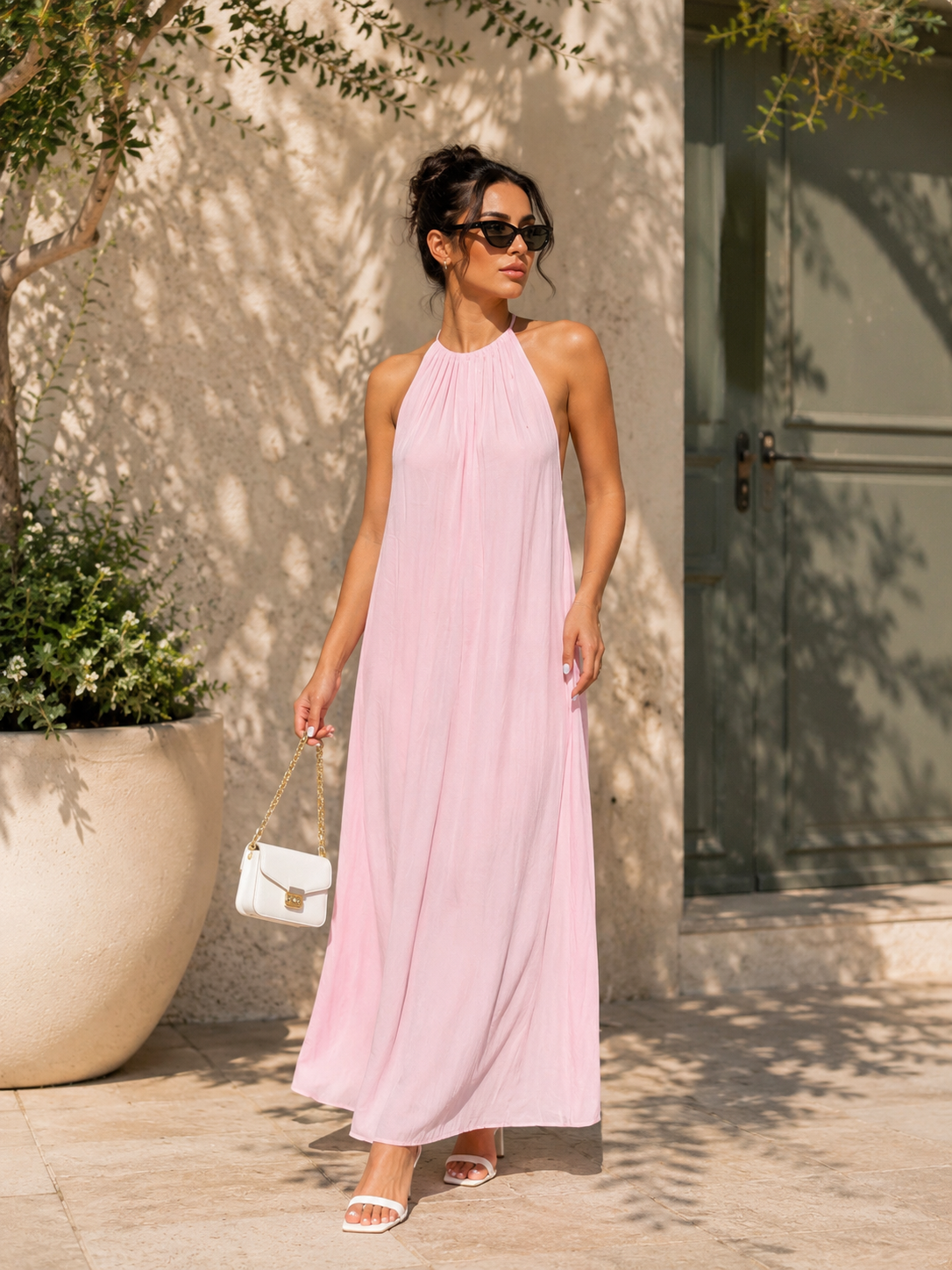 Pembe elbise
